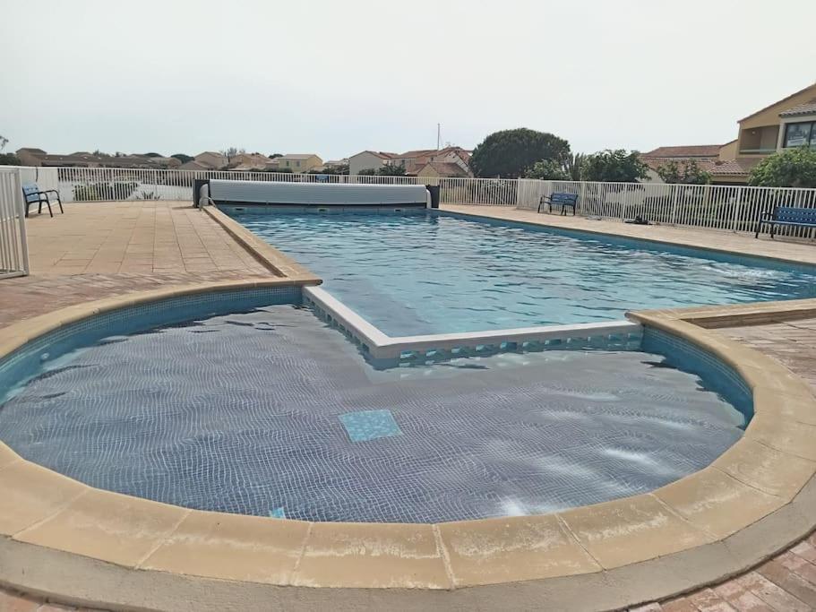 Jolie Maisonnette Dans Residence Calme Avec Piscine Le Barcarès المظهر الخارجي الصورة